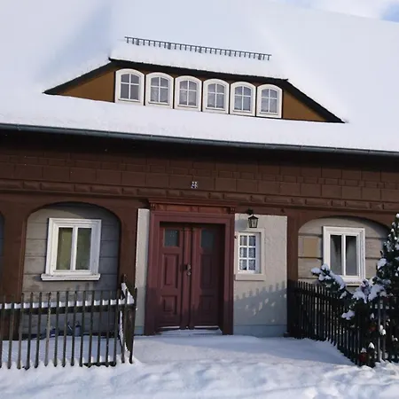Сasa de vacaciones Elsa Mit Sauna Und Whirlpool Großschönau