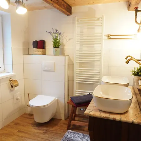 بيت للعطل Elsa Mit Sauna Und Whirlpool