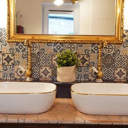 Elsa Mit Sauna Und Whirlpool غروسشوناو