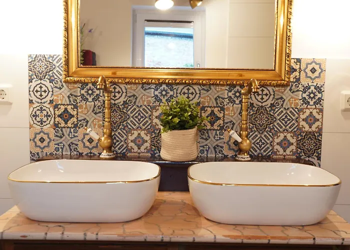 Elsa Mit Sauna Und Whirlpool غروسشوناو